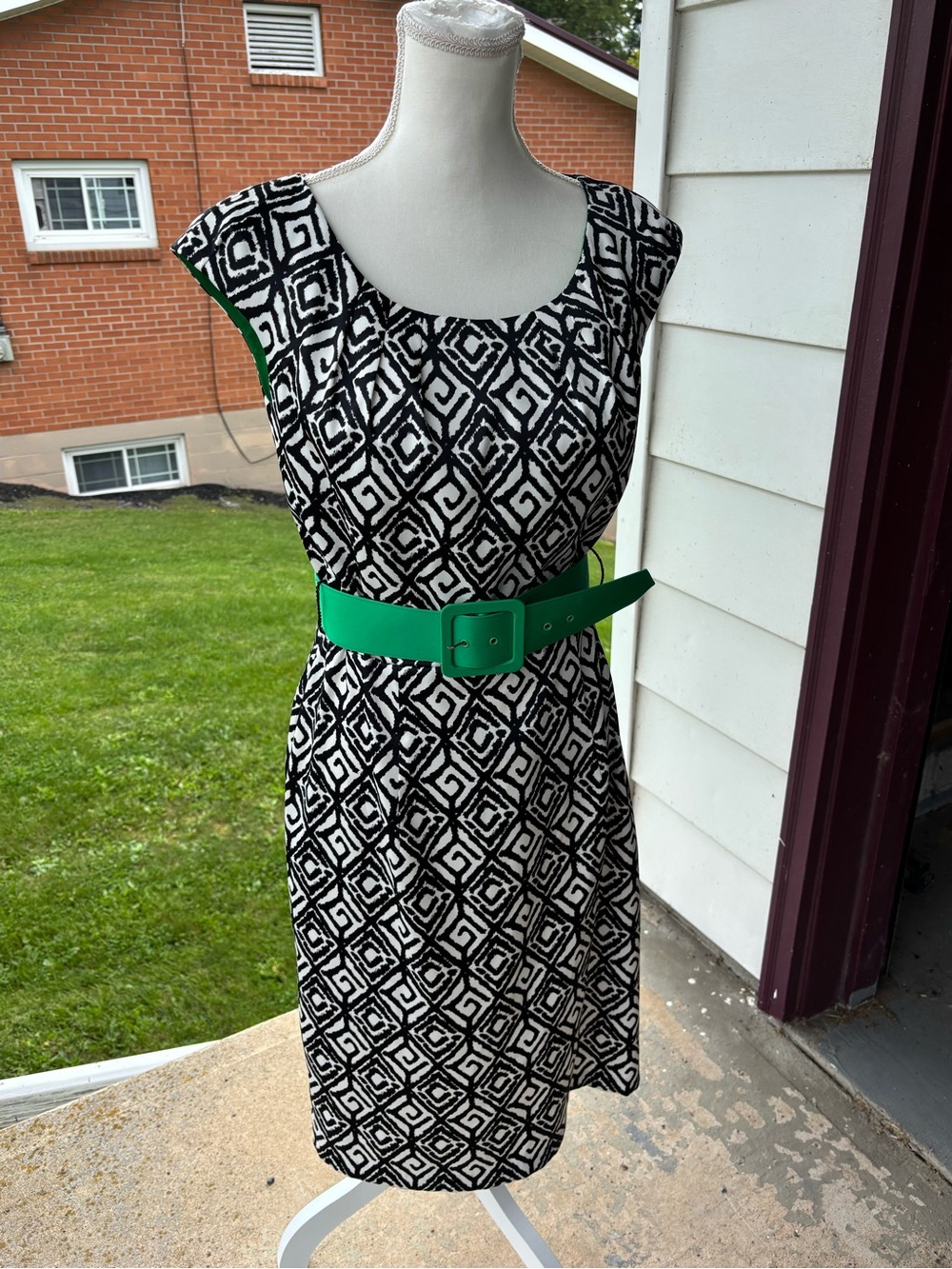 dressbarn Black & White Geometric Dress with Green Belt